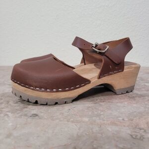 MIA Sofia Wodden Clog Sandal in Luggage Leather Brown Size 38 Or US 7.5 Swedish